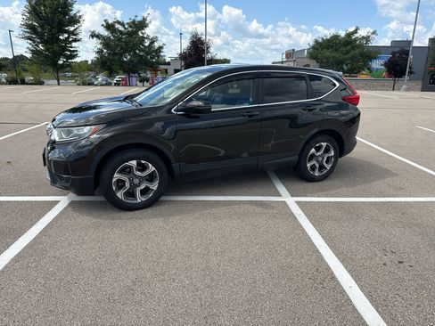 Used 2018 Honda CR-V EX image 2