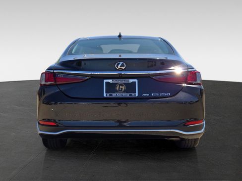 Used 2024 Lexus ES 250 w/ Premium Package AWD/4WD image 5