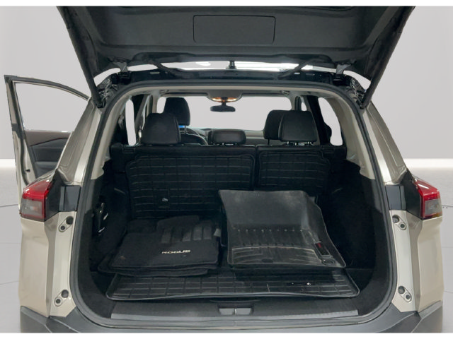 Used 2021 Nissan Rogue Platinum AWD/4WD image 23