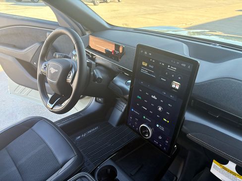 New 2025 Ford Mustang Mach-E GT w/ Interior Protection Package image 34