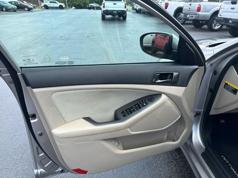Used 2015 Kia Optima LX w/ LX Convenience Plus Package FWD image 11