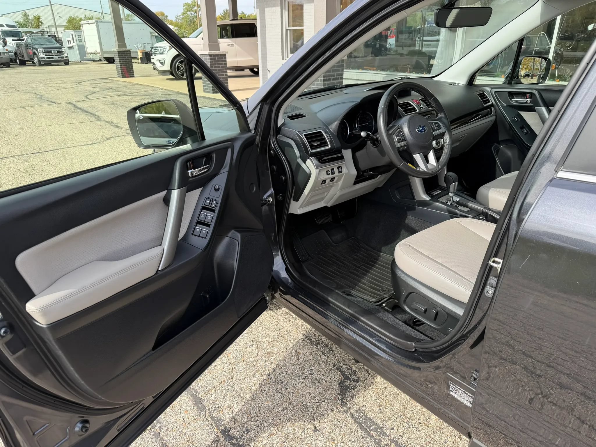 Used 2018 Subaru Forester 2.5i Limited w/ Popular Package #3B AWD/4WD image 9