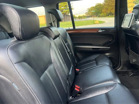 Used 2009 Mercedes-Benz GL 450 4MATIC image 27