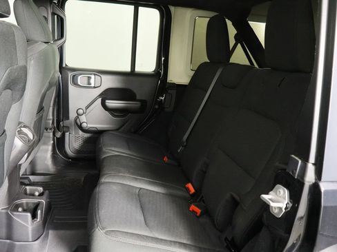 Used 2020 Jeep Wrangler Unlimited Sport image 17