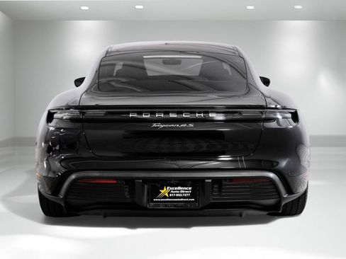 Used 2020 Porsche Taycan 4S image 8