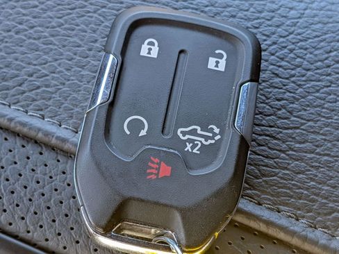 Used 2021 GMC Sierra 1500 Denali w/ Denali Ultimate Package AWD/4WD image 38