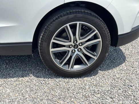 Used 2024 Ford Edge Titanium w/ Equipment Group 301A AWD/4WD image 10