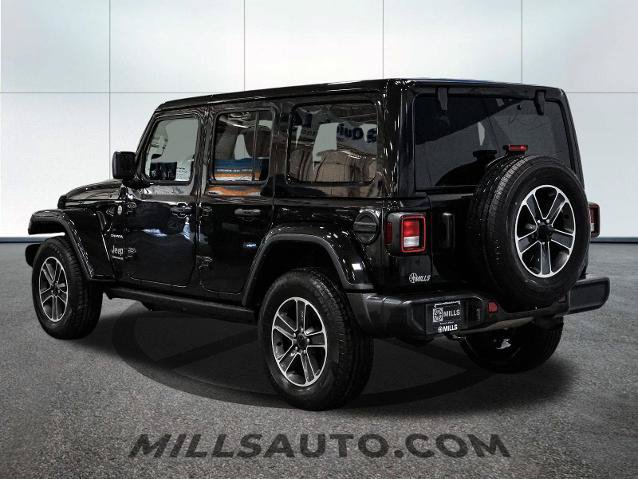 Used 2023 Jeep Wrangler Unlimited Sahara AWD/4WD image 5