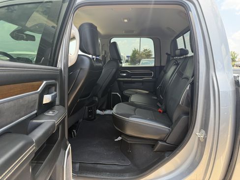 Used 2024 RAM 2500 Laramie AWD/4WD image 18