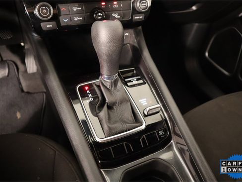 Used 2024 Jeep Compass Sport image 7