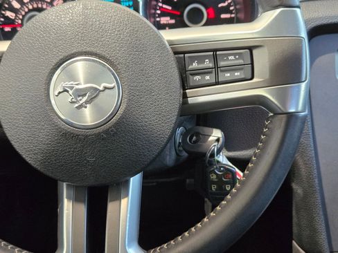 Used 2014 Ford Mustang Premium RWD image 20