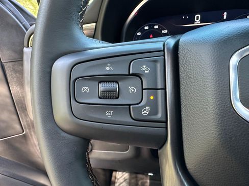 Used 2024 GMC Yukon AT4 w/ Technology Package AWD/4WD image 49