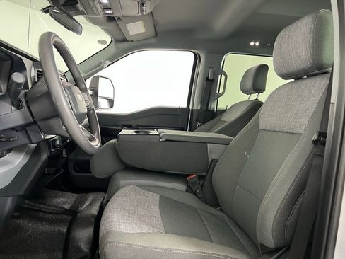 Used 2024 Ford F250 XLT image 19