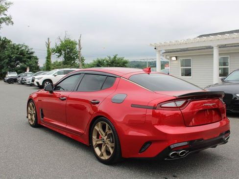 Used 2021 Kia Stinger GT2 RWD image 5