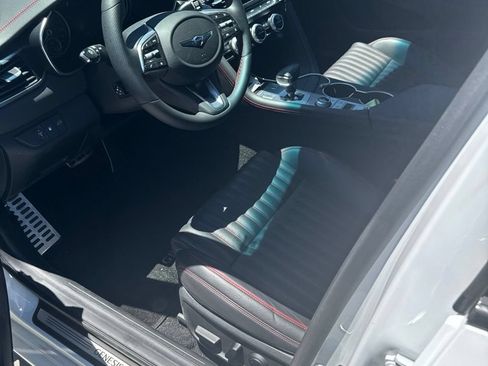 Used 2023 Genesis G70 2.0T w/ Sport Prestige Package RWD image 6