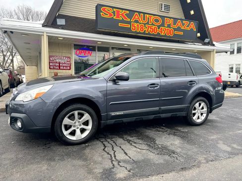 Used 2014 Subaru Outback 2.5i Limited w/ Moonroof Package image 3