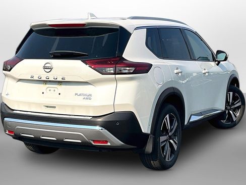 Used 2023 Nissan Rogue Platinum w/ Platinum Premium Package AWD/4WD image 11