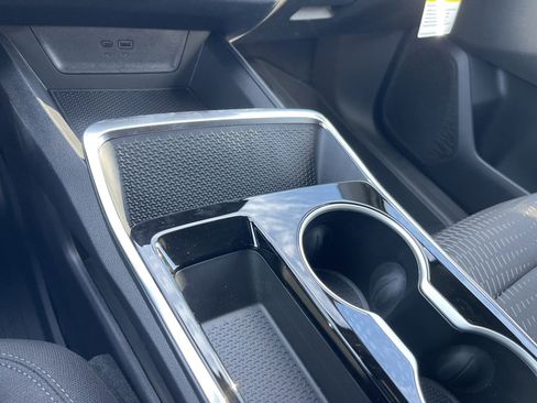 New 2025 Chevrolet Equinox LT image 15