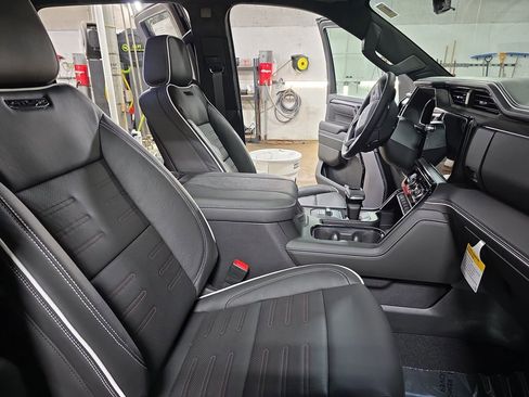 New 2026 GMC Sierra 1500 AT4X AWD/4WD image 10