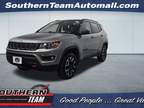 Used 2019 Jeep Compass Trailhawk w/ Cold Weather Group image 1