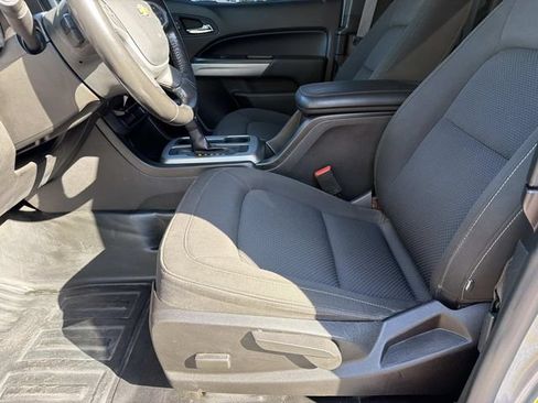 Used 2021 Chevrolet Colorado LT w/ Fleet Safety Package RWD image 19