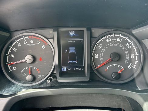 Used 2023 Toyota Tacoma SR RWD image 25