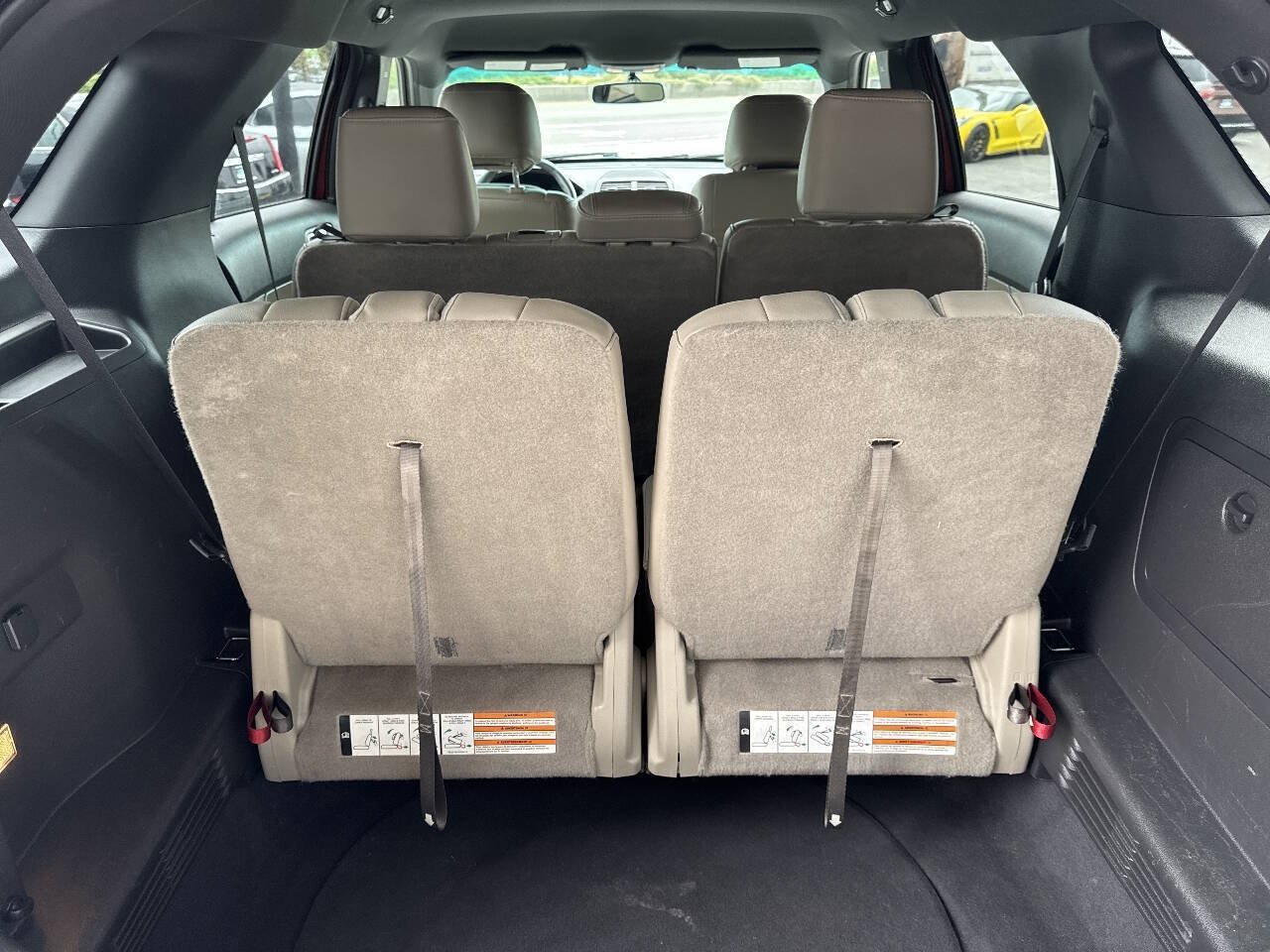 Used 2014 Ford Explorer XLT w/ Equipment Group 202A AWD/4WD image 6