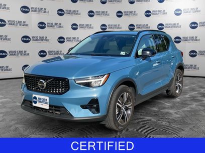 Used 2023 Volvo XC40 B5 Plus w/ Climate Package