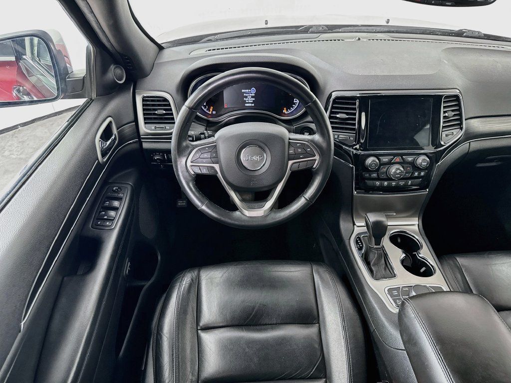 Used 2019 Jeep Grand Cherokee Limited AWD/4WD image 23