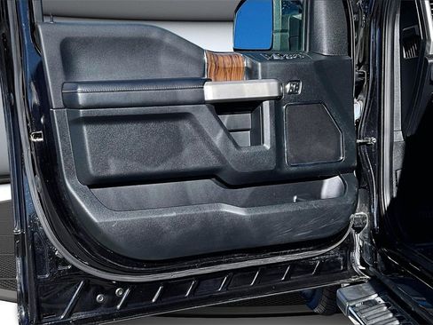 Used 2020 Ford F150 Lariat image 20