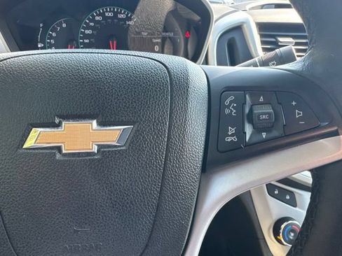 Used 2018 Chevrolet Sonic LT w/ Convenience Package FWD image 18