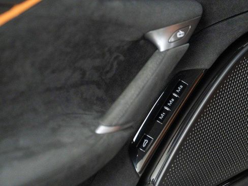 Certified 2022 Ferrari Roma image 17