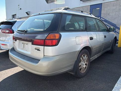 Used 2003 Subaru Outback Wagon AWD/4WD image 2
