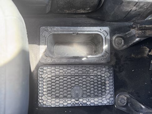 Used 2013 RAM 2500 Tradesman w/ Chrome Appearance Group AWD/4WD image 39