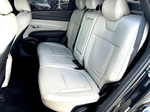 Used 2025 Hyundai Tucson Limited FWD image 21