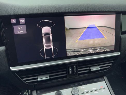 Used 2021 Porsche Cayenne Coupe image 62