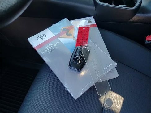 Certified 2024 Toyota RAV4 XLE image 7