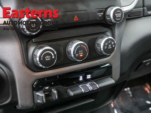 Used 2024 RAM 2500 Big Horn w/ Bed Utility Group image 20