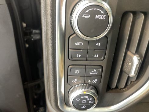 Used 2022 GMC Sierra 1500 Denali w/ Denali Reserve Package image 25