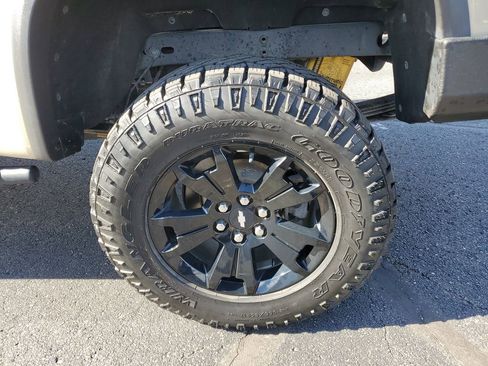 Used 2021 Chevrolet Colorado ZR2 w/ ZR2 Dusk Special Edition image 29