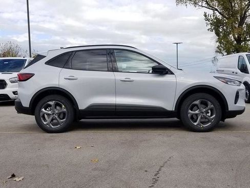 New 2026 Ford Escape ST-Line w/ Cold Weather Package image 2