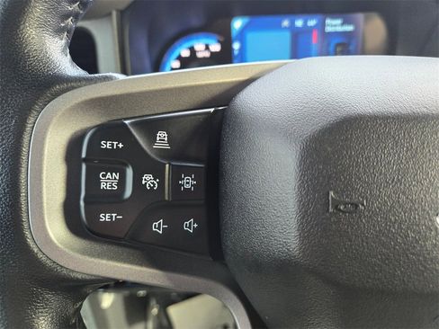 Used 2024 Ford Bronco Wildtrak image 18