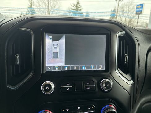 Used 2019 GMC Sierra 1500 AT4 image 17