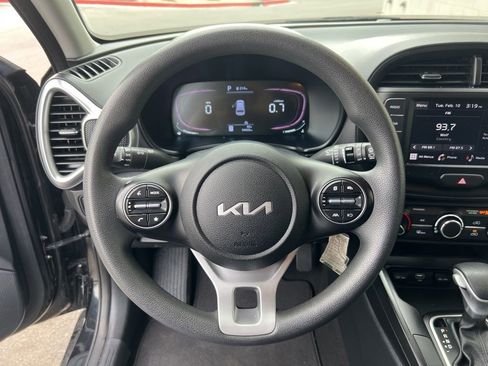Used 2024 Kia Soul LX w/ Option Group 015 image 12