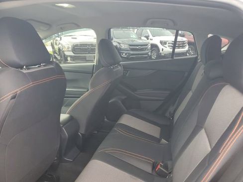 Used 2022 Subaru Crosstrek 2.0i Premium AWD/4WD image 9