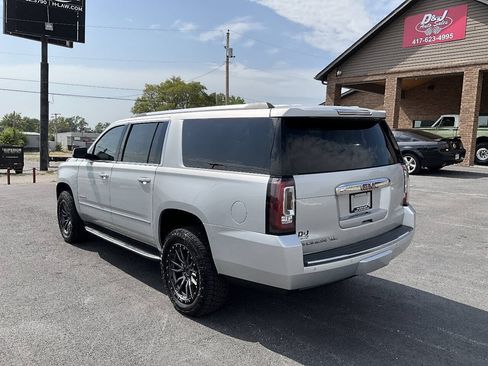 Used 2015 GMC Yukon XL Denali w/ Open Road Package AWD/4WD image 4