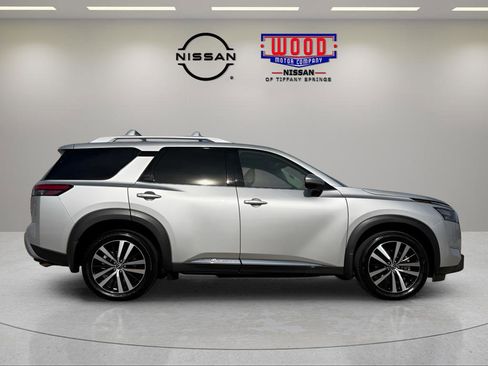 Certified 2025 Nissan Pathfinder Platinum w/ Cargo Package image 2
