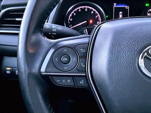 Used 2023 Toyota Camry SE image 23