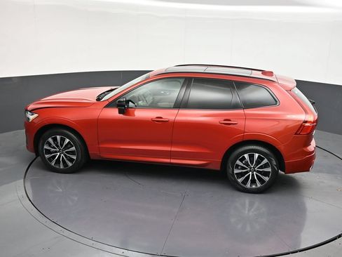 Used 2024 Volvo XC60 B5 Core AWD/4WD image 18