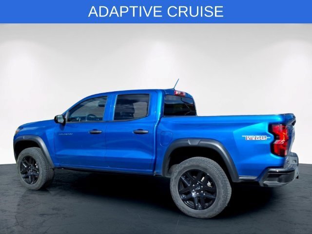 Used 2024 Chevrolet Colorado Trail Boss w/ Technology Package AWD/4WD image 7